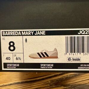 Adidas Barreda Mary Jane Shoes. 
White color with black stripes.
New 
$65